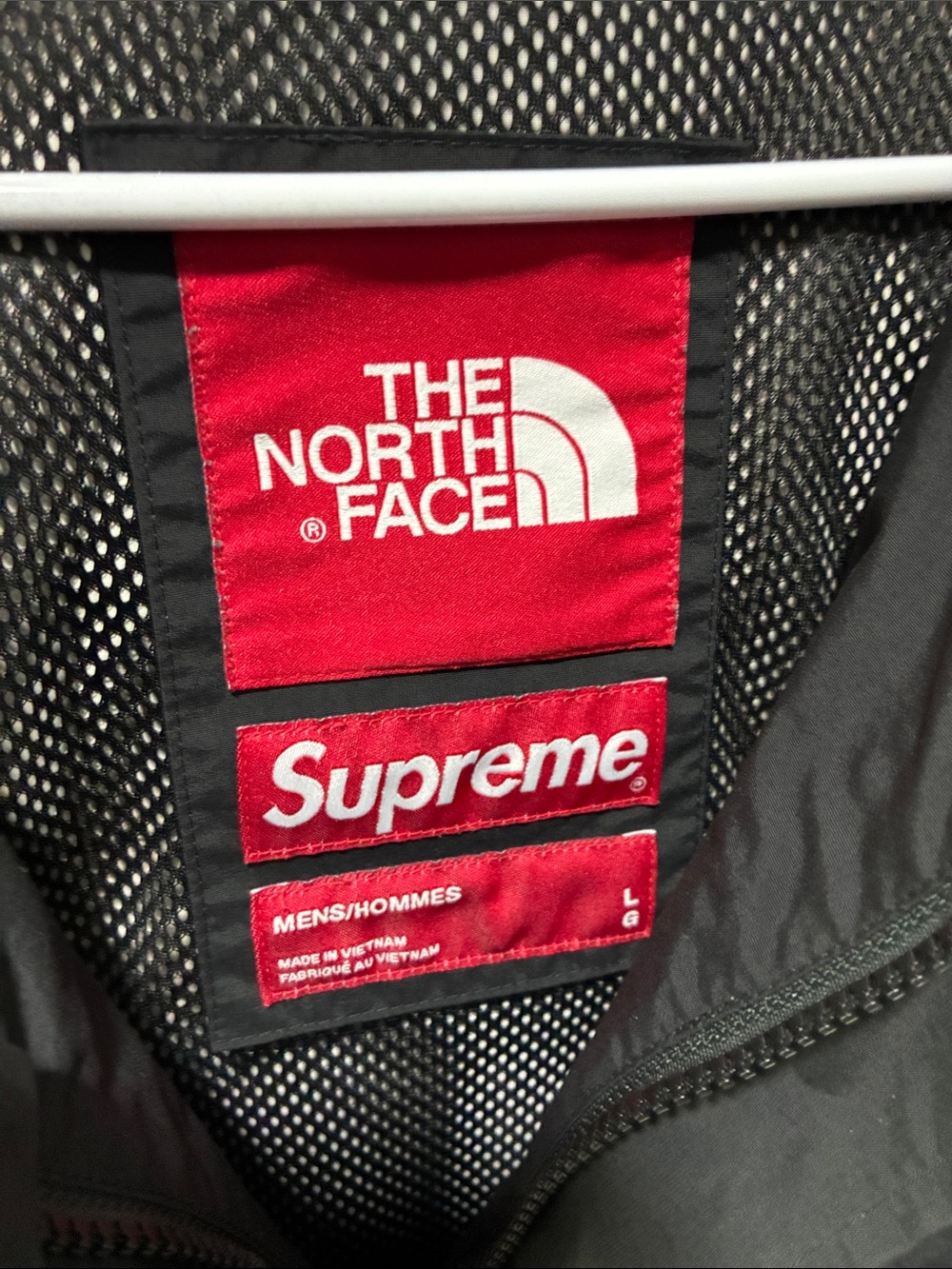 The North Face x Supreme Cargo Jacket - Picture 6 of 10